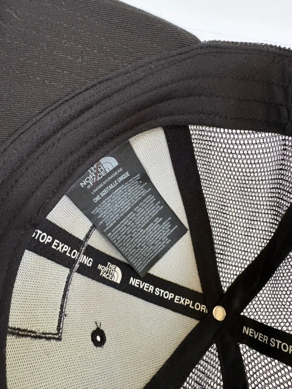 NWT The North Face Mudder Trucker Hat